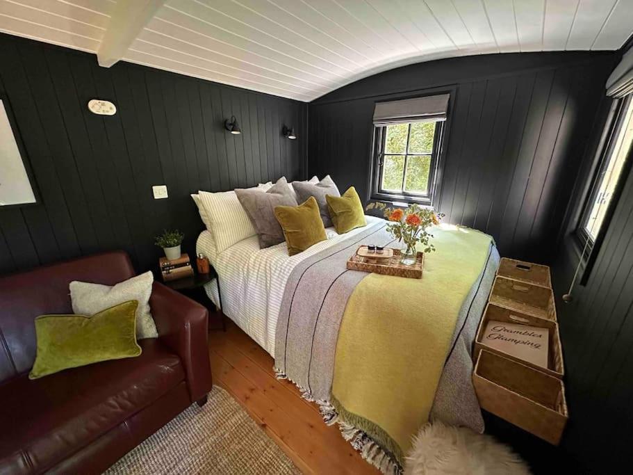 Cornwall Woodland Shepherd'S Hut - Dennis Hut Bodmin Buitenkant foto