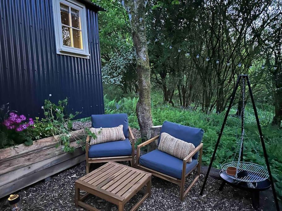 Cornwall Woodland Shepherd'S Hut - Dennis Hut Bodmin Buitenkant foto